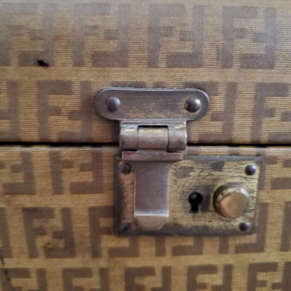 Authentic Vintage Fendi Train Case Overnight - Picture 8 of 8